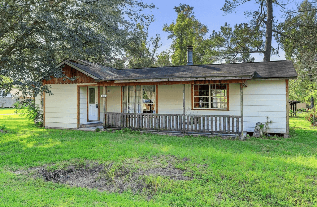 104 COUNTY ROAD 2401, HULL, TX 77564 PROPERTY MANAGEMENT