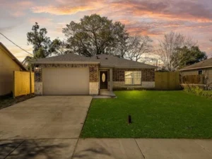 PROPERTY MANAGEMENT - 305 E HUMBLE STREET, BAYTOWN, TX 77520