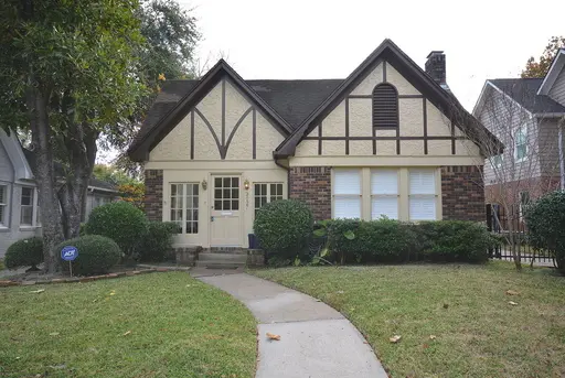 3027 Amherst, Houston, TX 77005 – Property Management