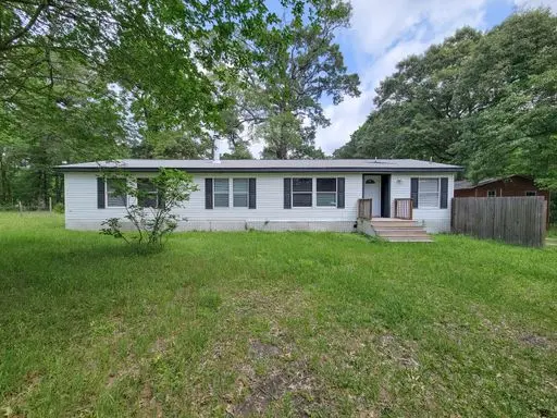 20284 Forest Woods Lane, Montgomery, TX 77356 – Property Management