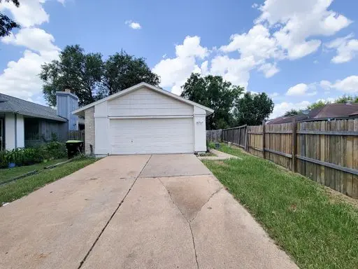 17706 Glenhagan Court, Houston, TX 77084 – Property Management